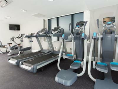 Staybridge By Ihg Aparthotel 4*